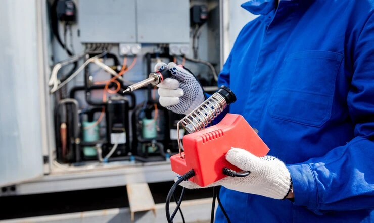 The Advantages of Hiring a Marine Electrician
