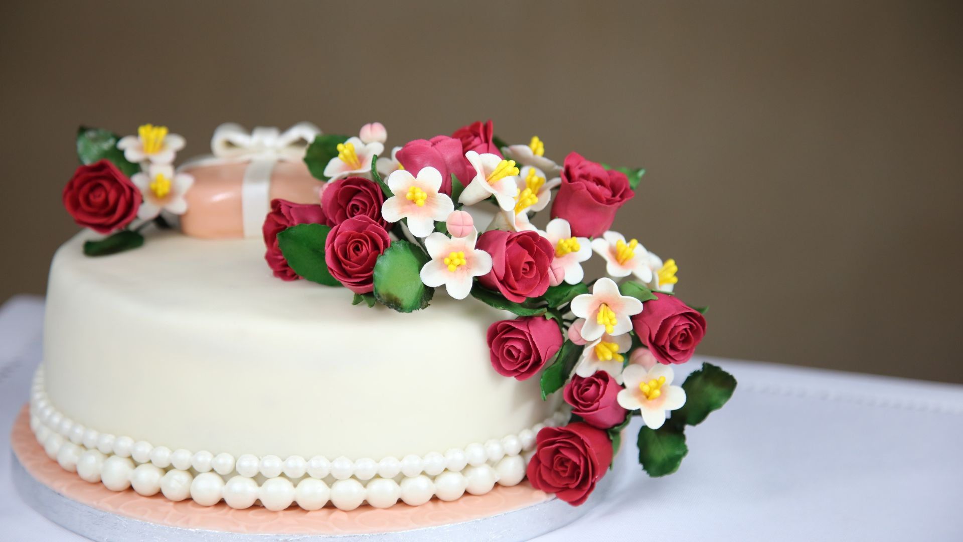 Send cakes to Pune as soon as possible by using the quickest delivery option